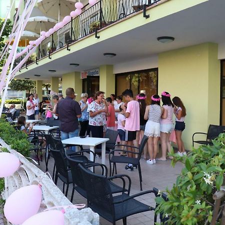 Hotel Ines Cesenatico Ngoại thất bức ảnh
