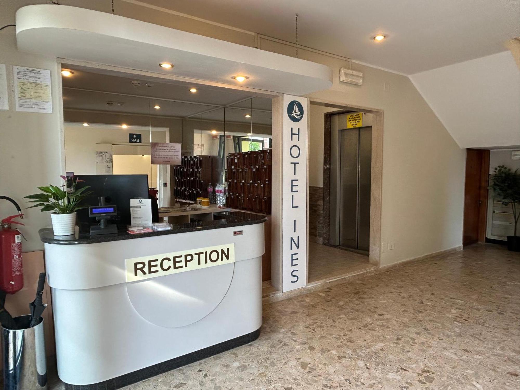 Hotel Ines Cesenatico Ngoại thất bức ảnh