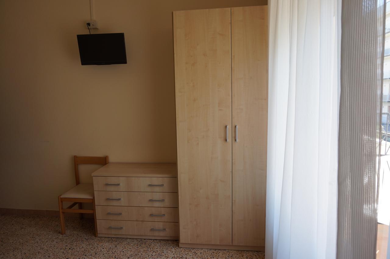 Hotel Ines Cesenatico Ngoại thất bức ảnh