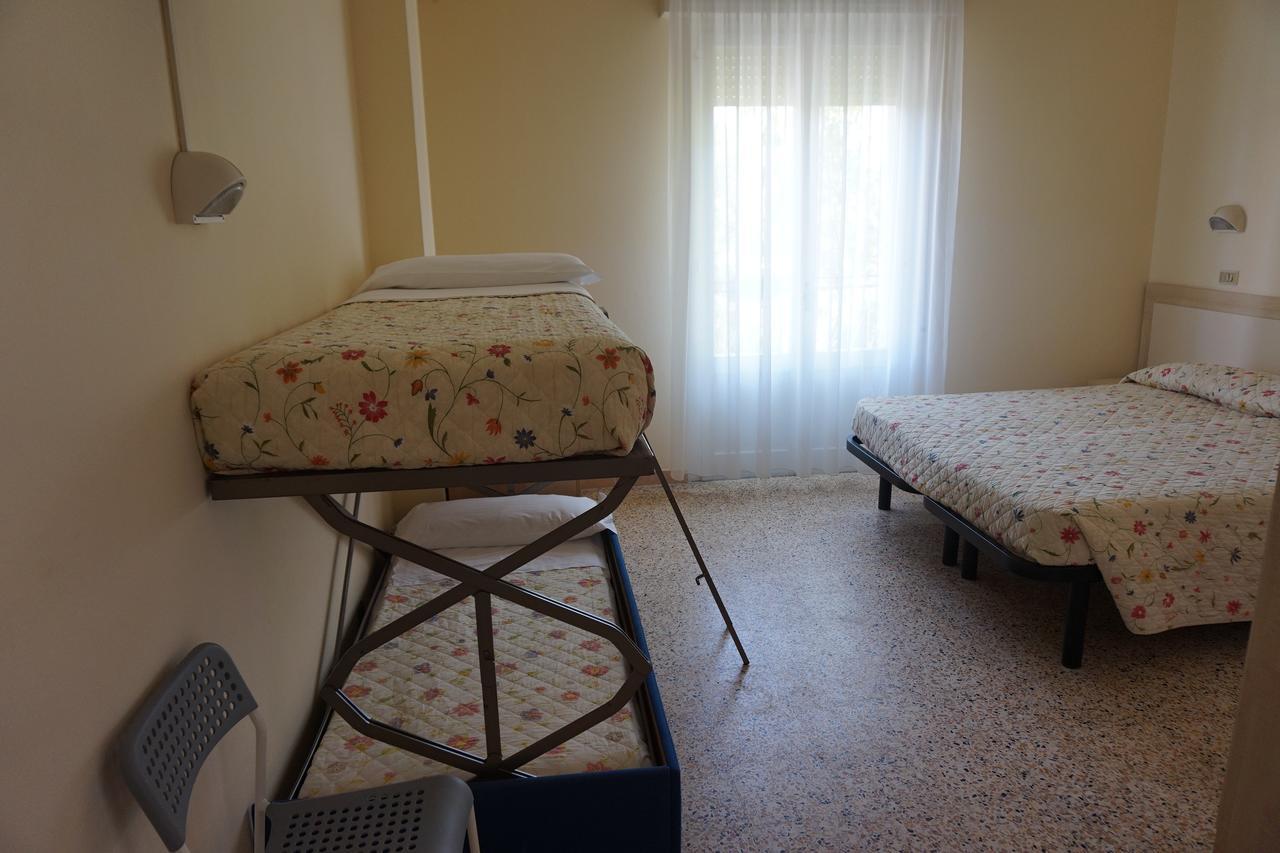 Hotel Ines Cesenatico Ngoại thất bức ảnh